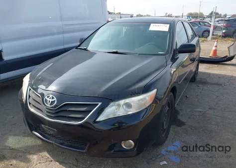 2011 Toyota Camry Le z USA, uszkodzony, nr VIN 4T4BF3EK7BR161557